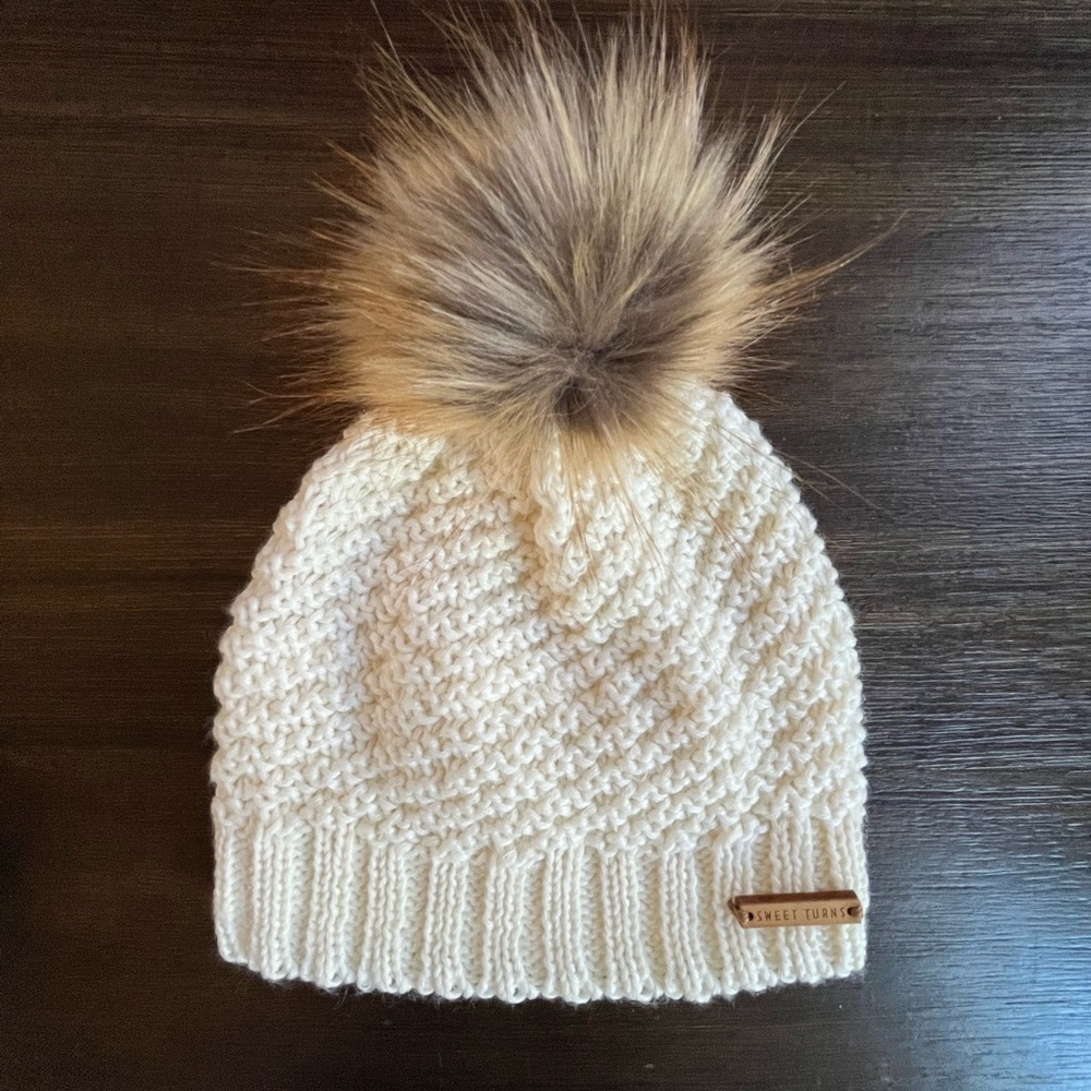 Sweet Turns Cream Knit Pom Beanie